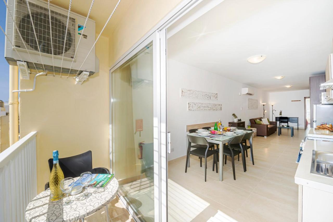Summer Breeze Comfort Sunny Apartments Close To The Sandy Beaches - By Getawaysmalta Mellieha Exterior photo